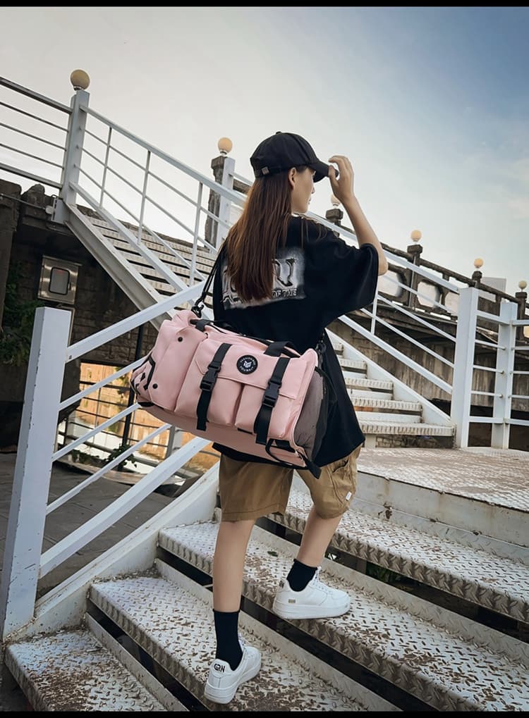 ボストンバッグ 多機能ポケット付き旅行バッグ 40L