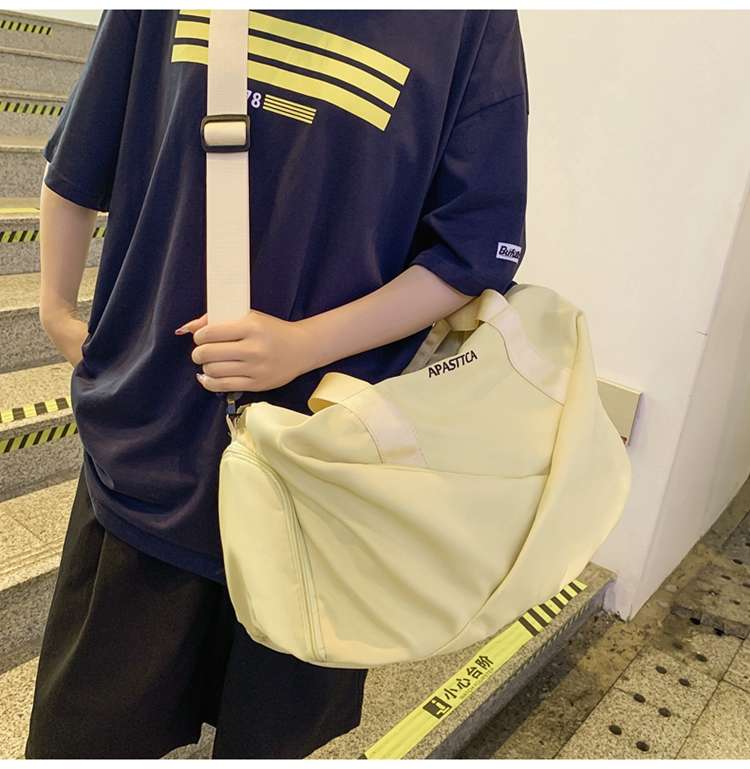 軽量大容量スポーツボストンバッグ 35L