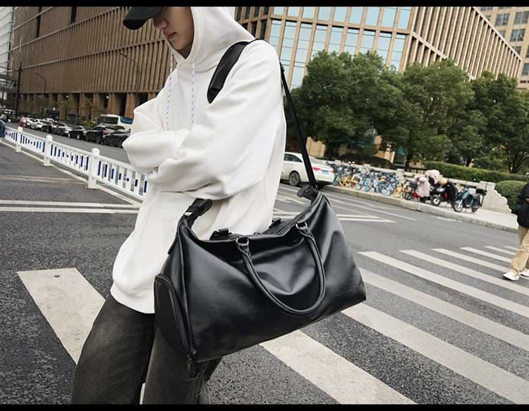 大容量レザー調トラベルボストンバッグ 35L