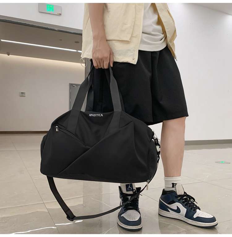 軽量大容量スポーツボストンバッグ 35L