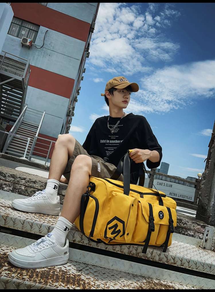 ボストンバッグ 多機能ポケット付き旅行バッグ 40L