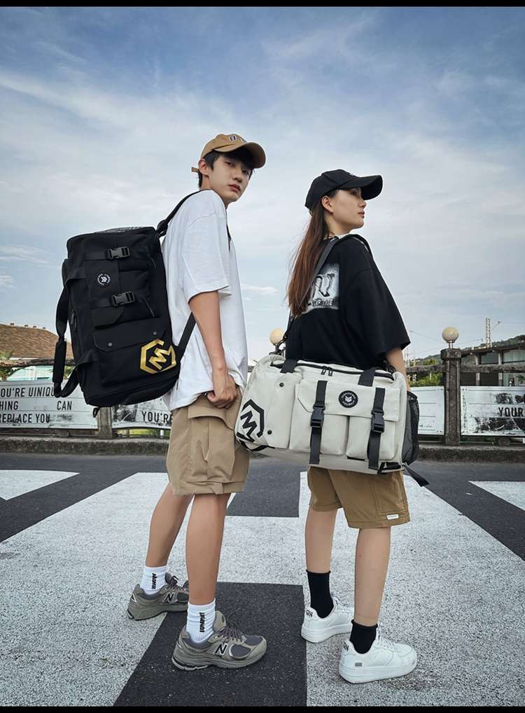 ボストンバッグ 多機能ポケット付き旅行バッグ 40L