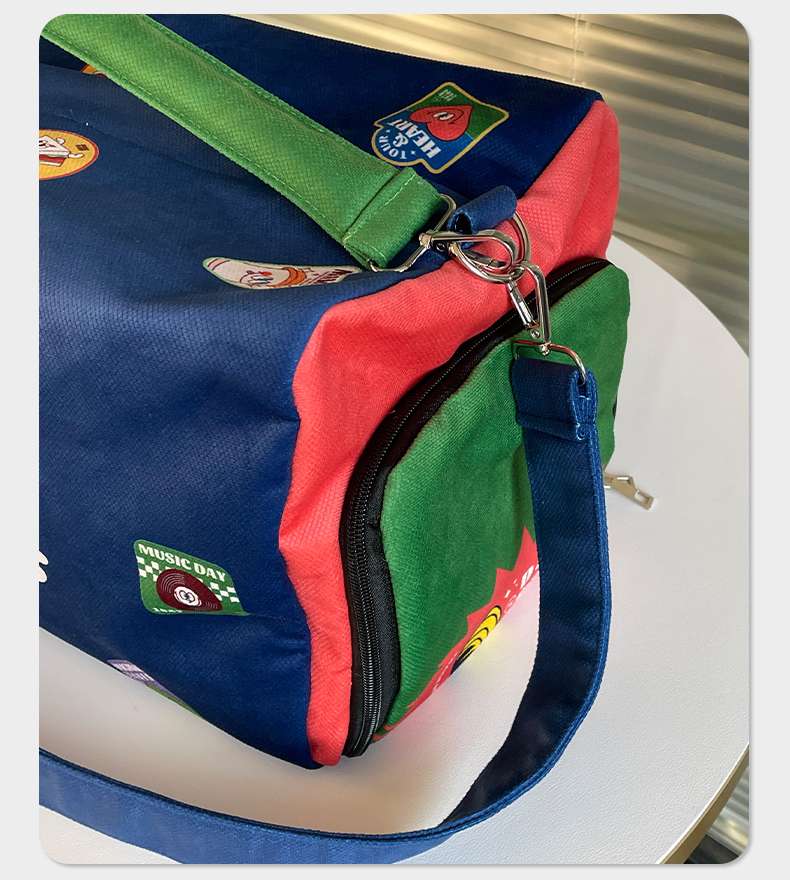 スポーツ柄 ワッペン付き多機能ボストンバッグ 20L