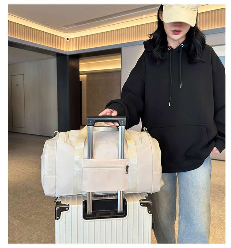 多機能ポケット付き大容量ボストンバッグ 35L