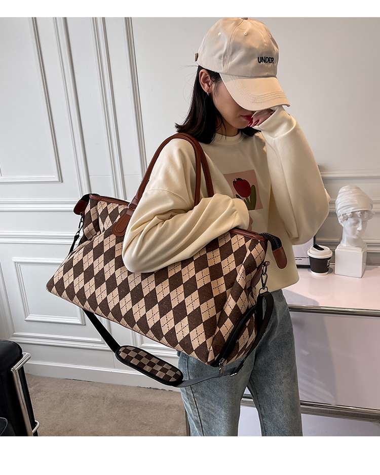 アーガイル柄ボストンバッグ 30L