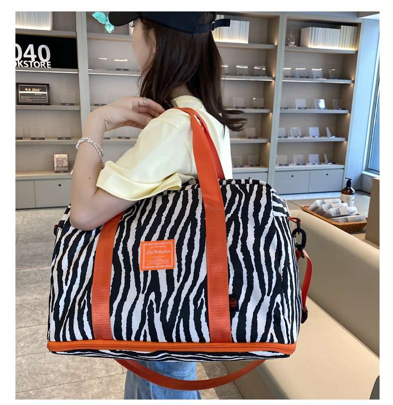 アルファベットデザイン ボストンバッグ 45L