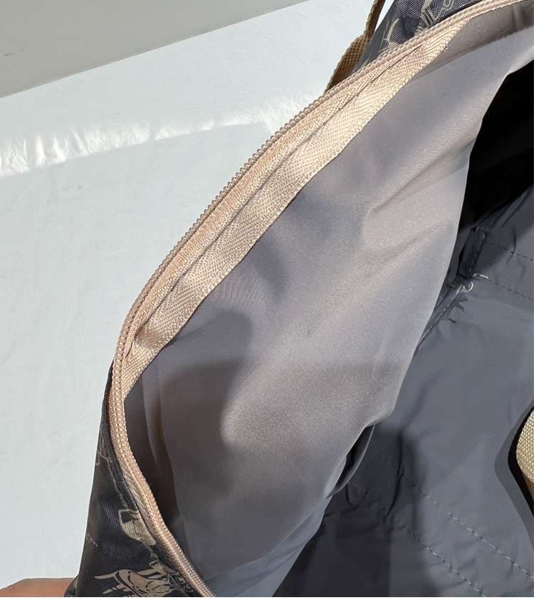 旅行用オブジェクトデザイン柄ボストンバッグ