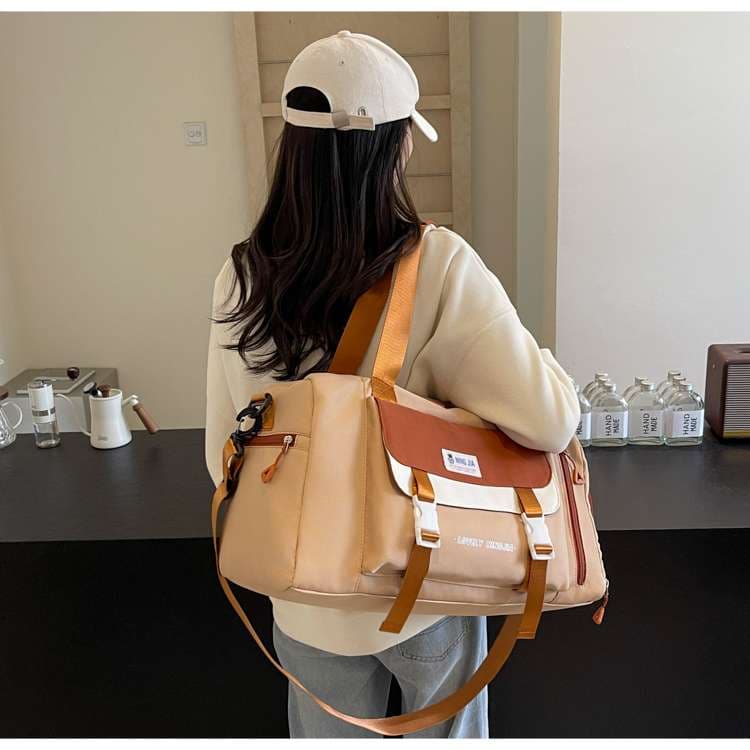 多機能カジュアルボストンバッグ 25L
