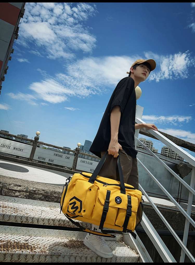 ボストンバッグ 多機能ポケット付き旅行バッグ 40L