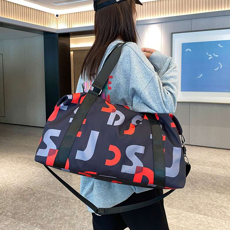 アルファベットデザイン スポーティボストンバッグ 30L