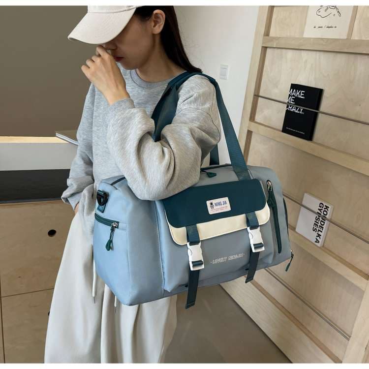 多機能カジュアルボストンバッグ 25L
