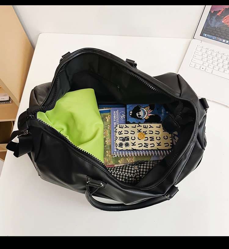 大容量レザー調トラベルボストンバッグ 35L