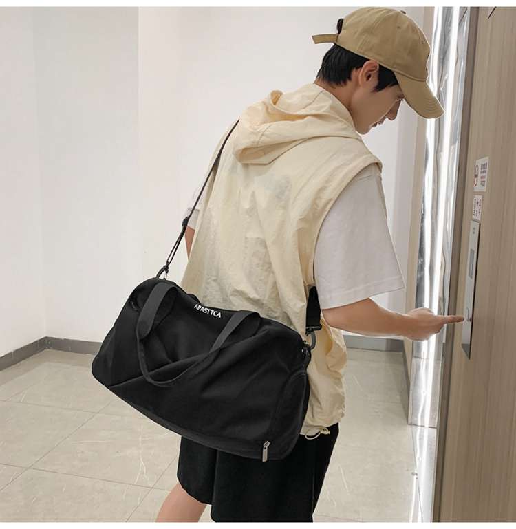 軽量大容量スポーツボストンバッグ 35L