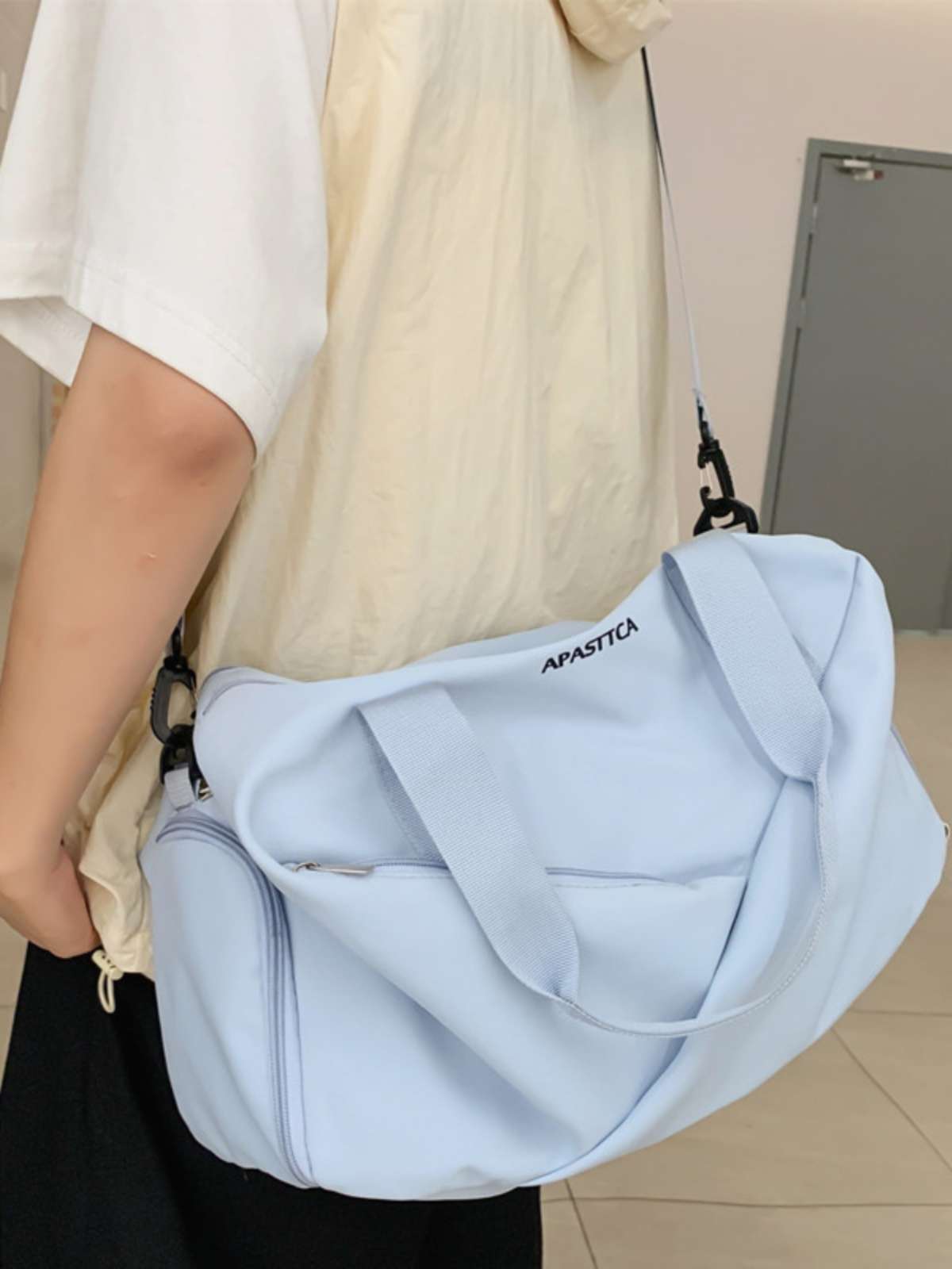 軽量大容量スポーツボストンバッグ 35L