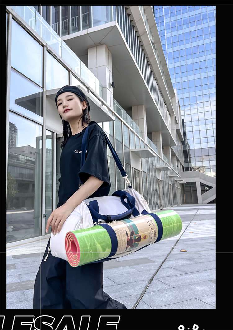多機能スポーツボストンバッグ 30L