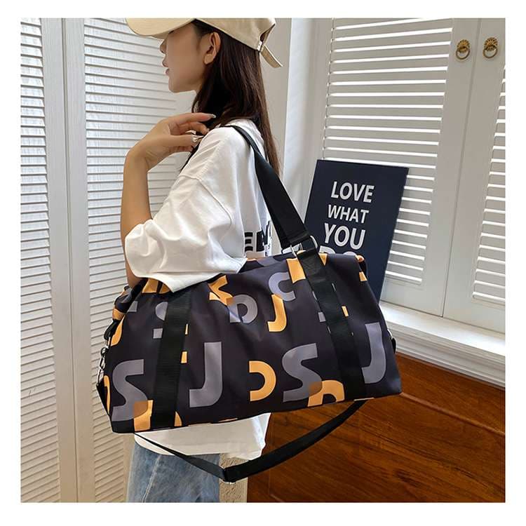 アルファベットデザイン スポーティボストンバッグ 30L