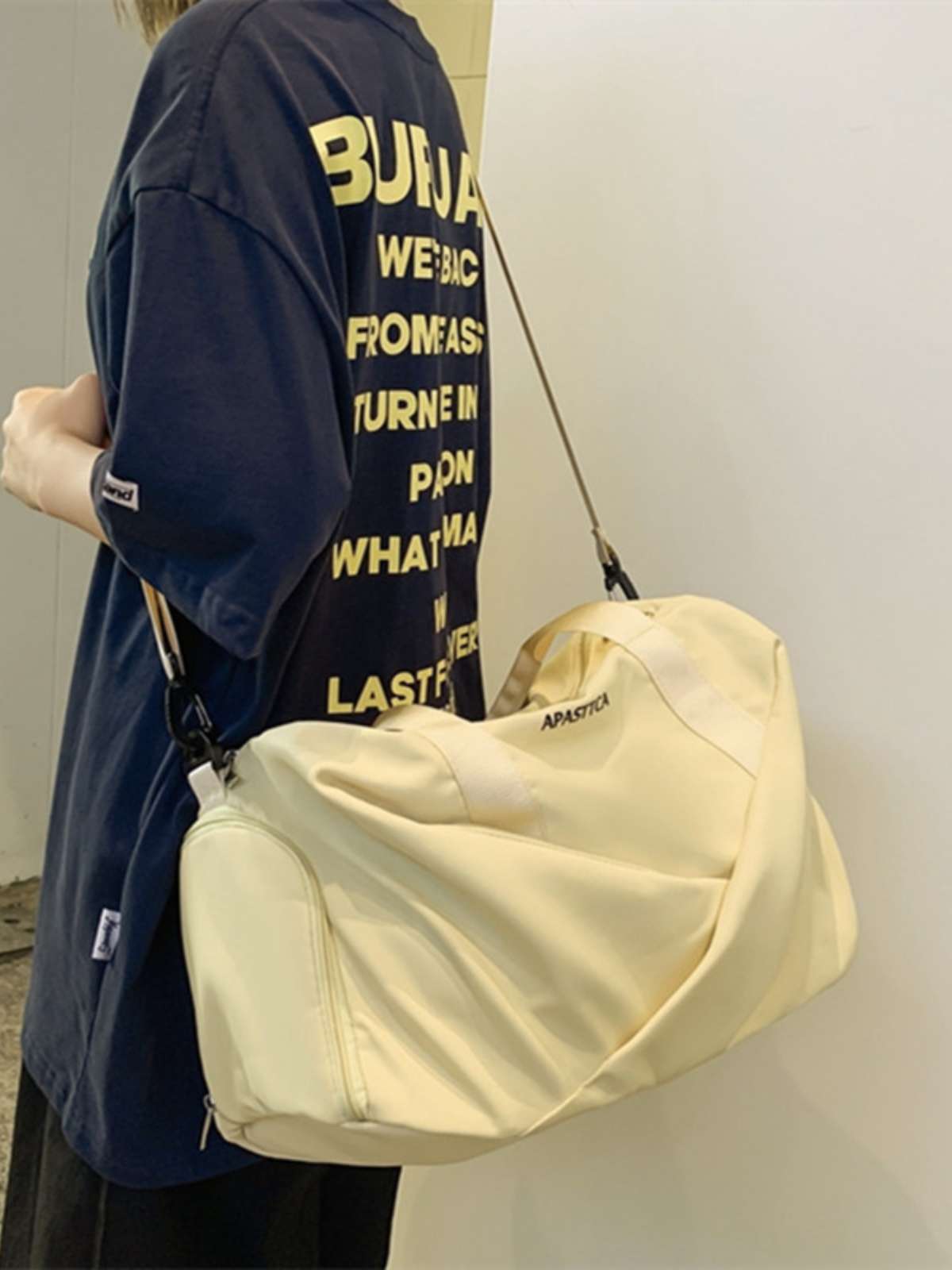 軽量大容量スポーツボストンバッグ 35L