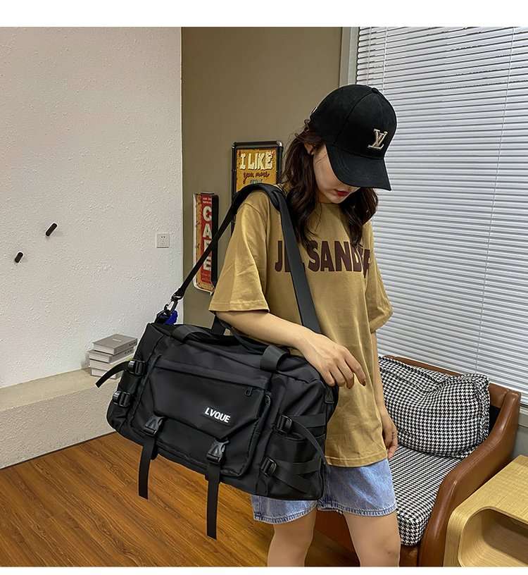 ボストンバッグ 多機能ストラップ付き学生旅行バッグ 30L