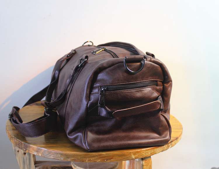 大容量レトロ風レザーボストンバッグ 25L