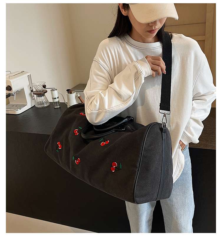 チェリー柄キャンバスボストンバッグ 40L