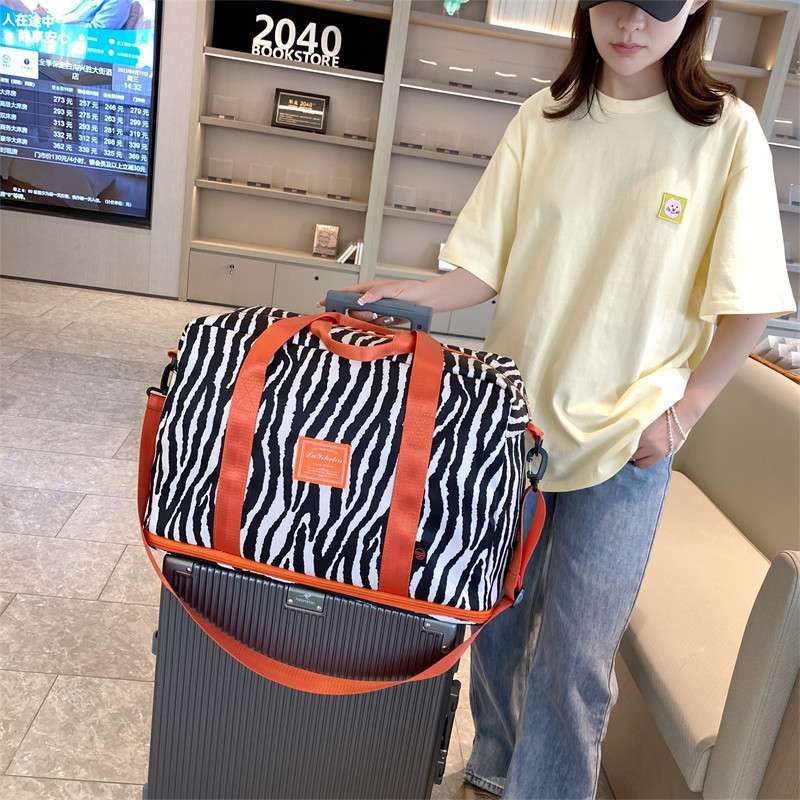 アルファベットデザイン ボストンバッグ 45L