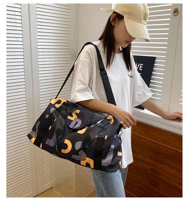 アルファベットデザイン スポーティボストンバッグ 30L