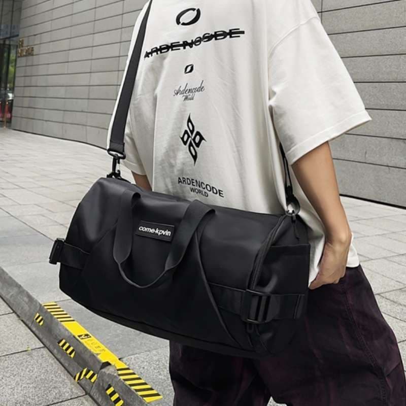 多機能スポーティーボストンバッグ 30L