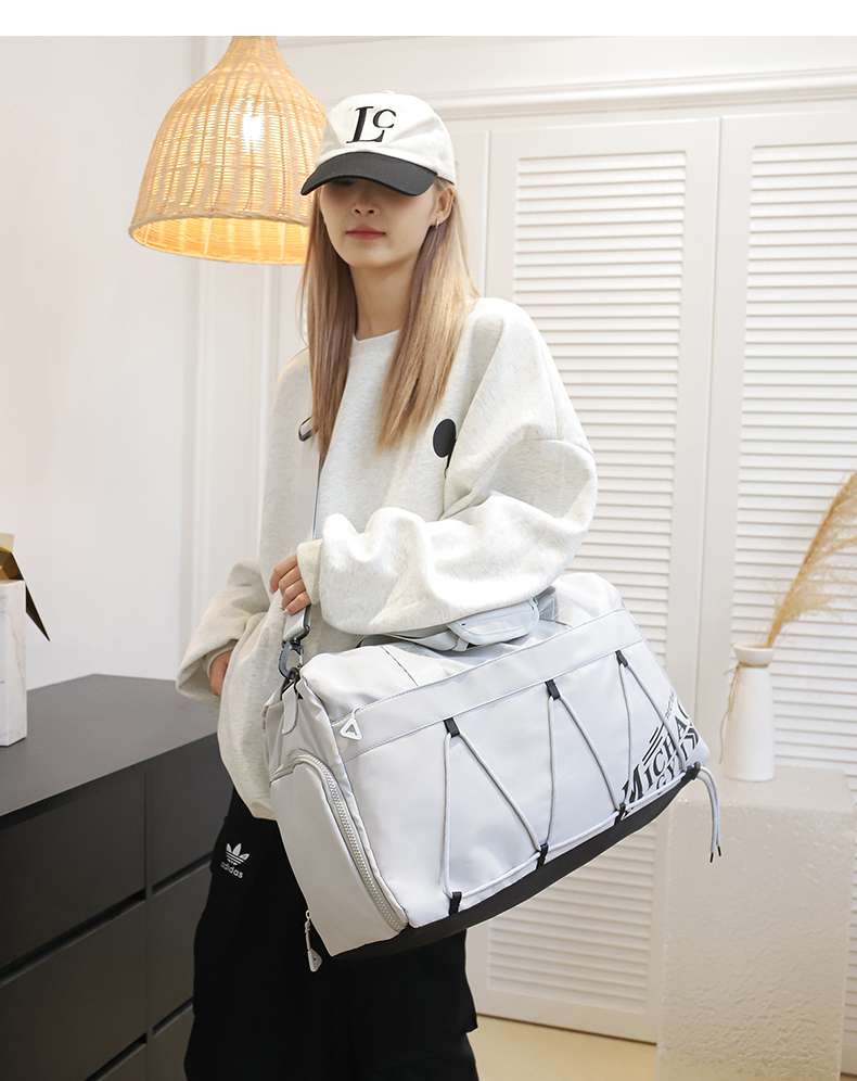 大容量スポーツ ボストンバッグ 30L
