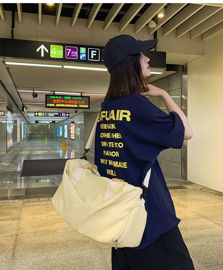 軽量大容量スポーツボストンバッグ 35L