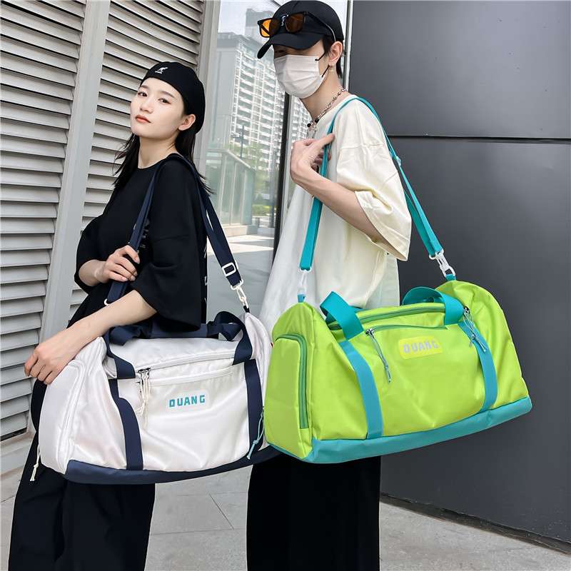 多機能スポーツボストンバッグ 30L